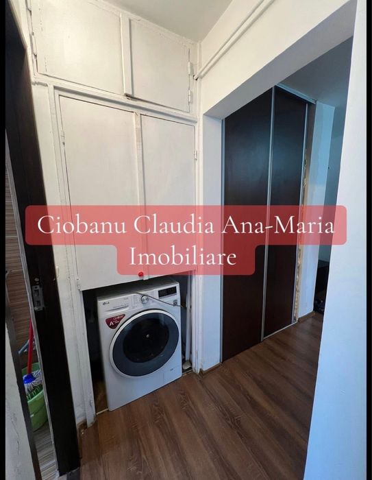 Apartament 2 camere,Decomandat, 1985 bloc izolar