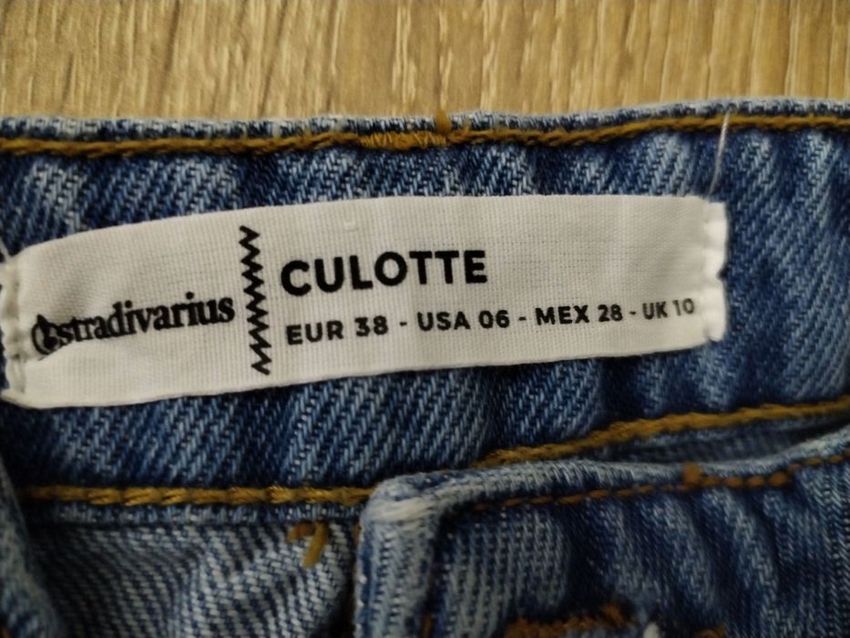 Blugi Culotte Stradivarius