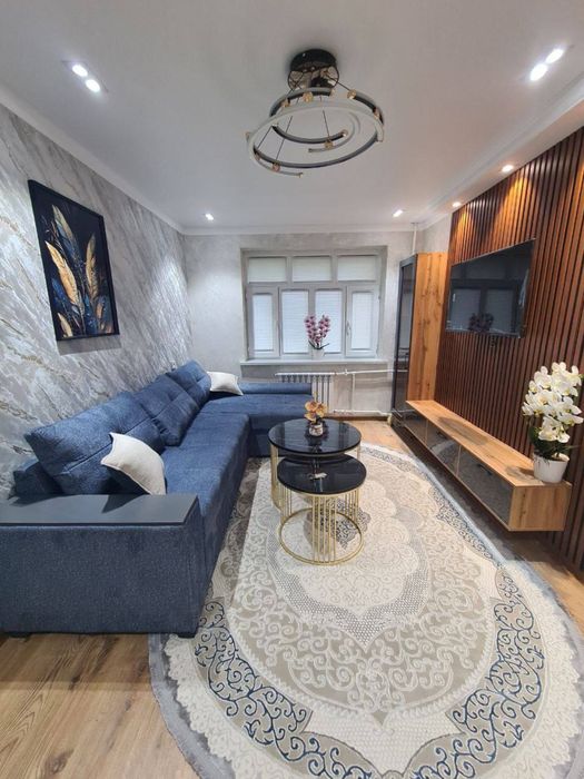 Продается 1 ком.кв 1/1/4 чиланзар -2 кирпич