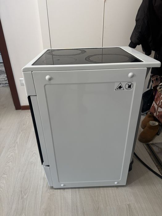 Продаётся электрическая плита