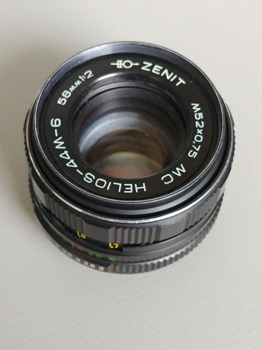 obiectiv Helios 2/58 camera Zenit