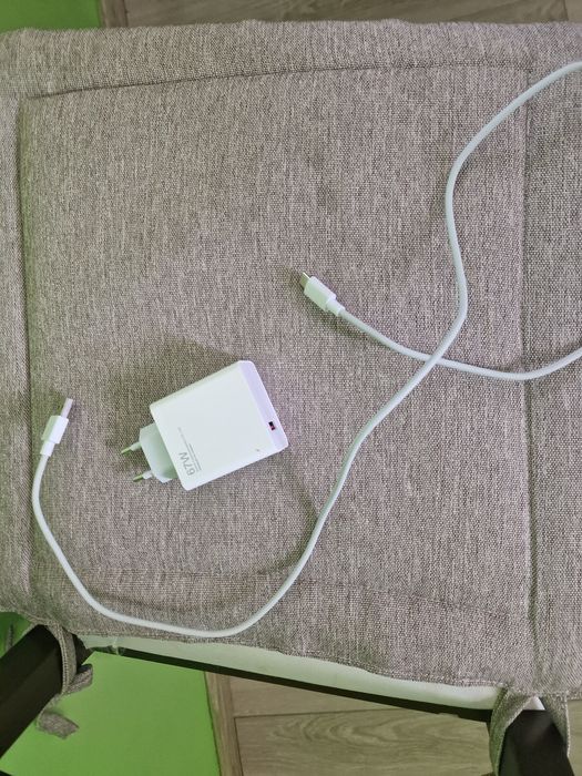 Планшет M10 android зарядка в подарок
