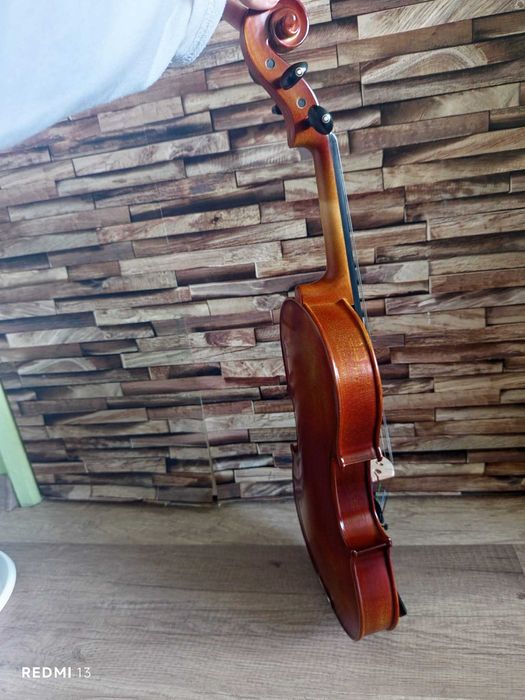 Цигука (Stentor SR1500 Violin Student II 4/4)