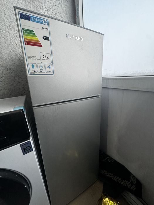 Холодильник мальенкий