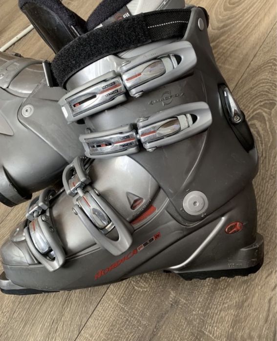 Vând clăpari Nordica 27 cm