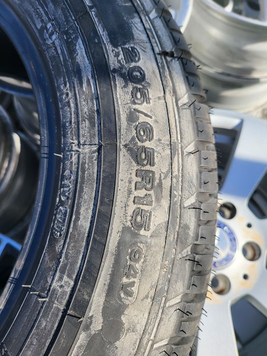 Лятна гума 205/65/15 Dunlop ,Дънлоп