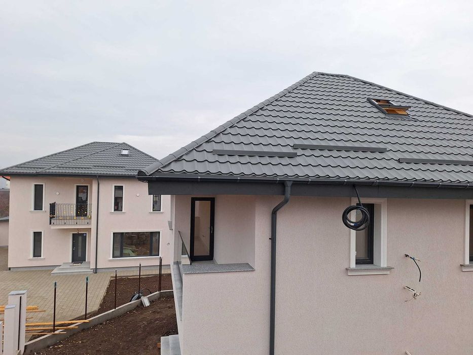 Acoperis tigla metalica