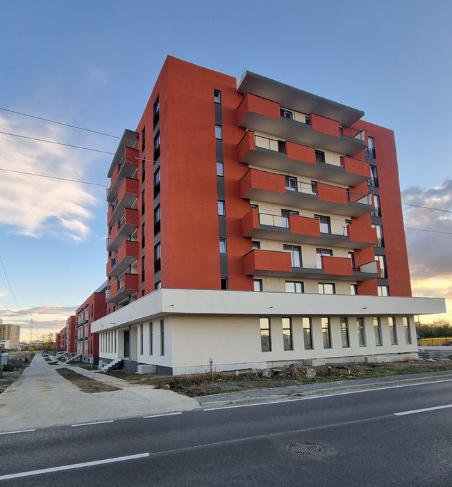 Vand apartament cu 2 camere