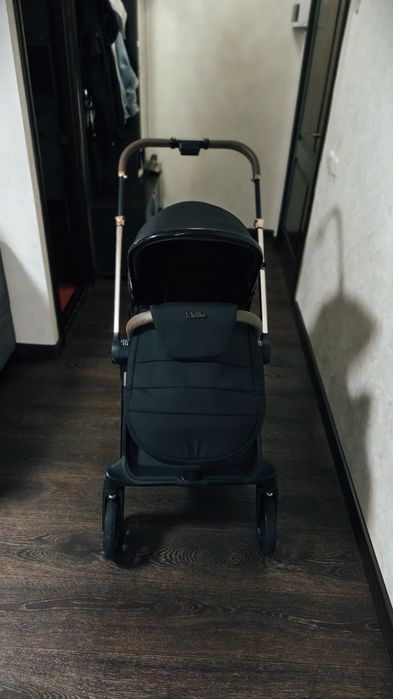 Детская коляска прогулочная Kidilo D900