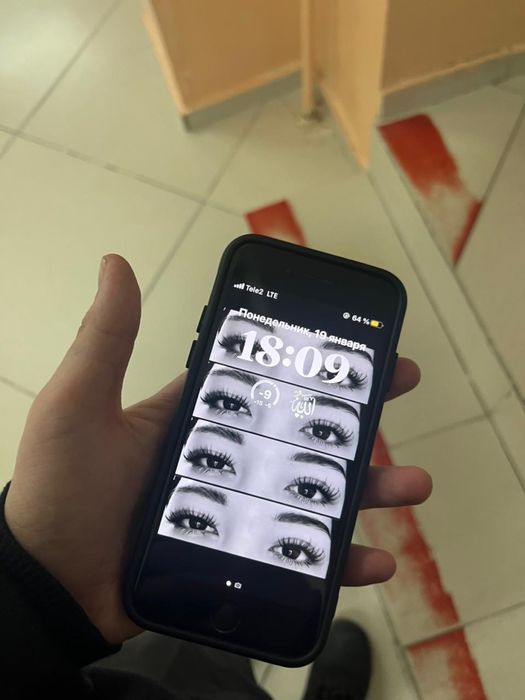 айфон 8 в хорошем состояние