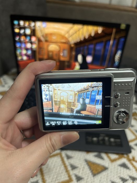 Цифровой фотоаппарат