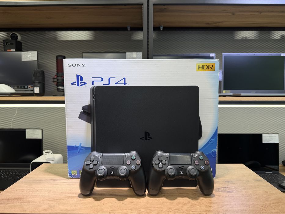 Sony PlayStation 4 Slim, 1 TB, версия 12.02, есть игры, 2111/А10