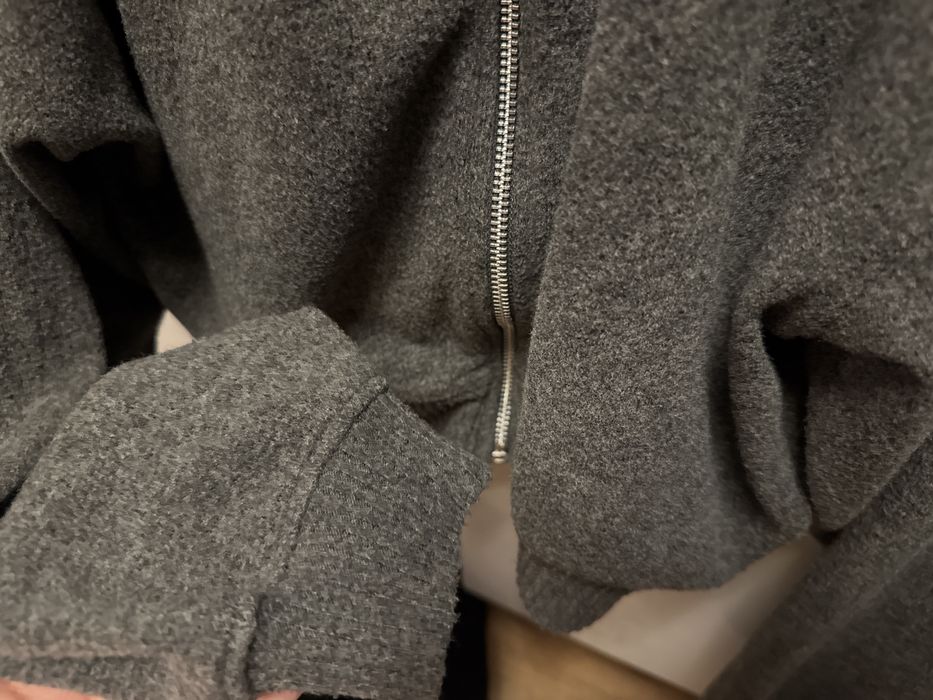 продаю зип кофту от bershka за 7к