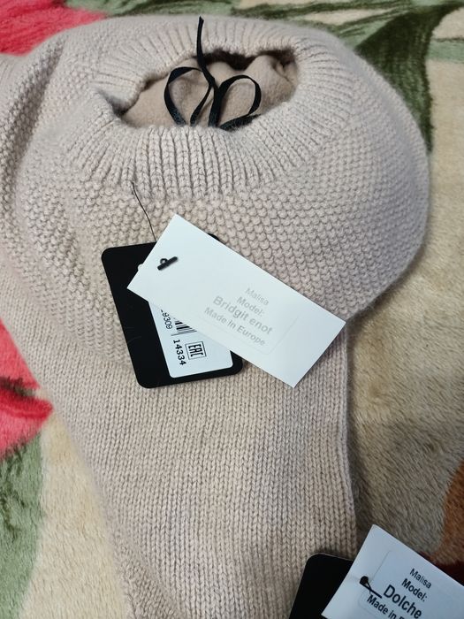 Берет с косынкой