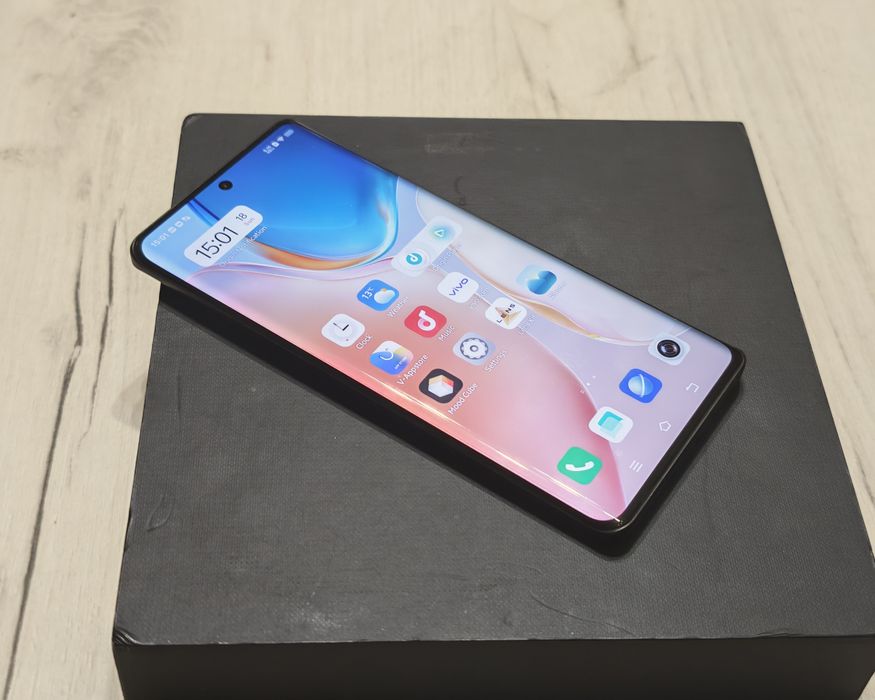 Като нов Vivo X70 Pro 12 GB 256 GB