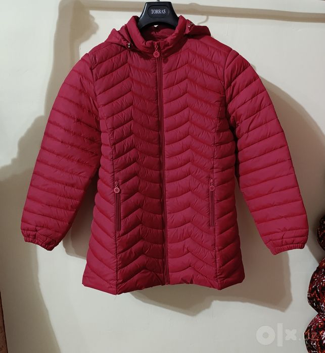 Ayollar kurtkasi sotiladi arzonga