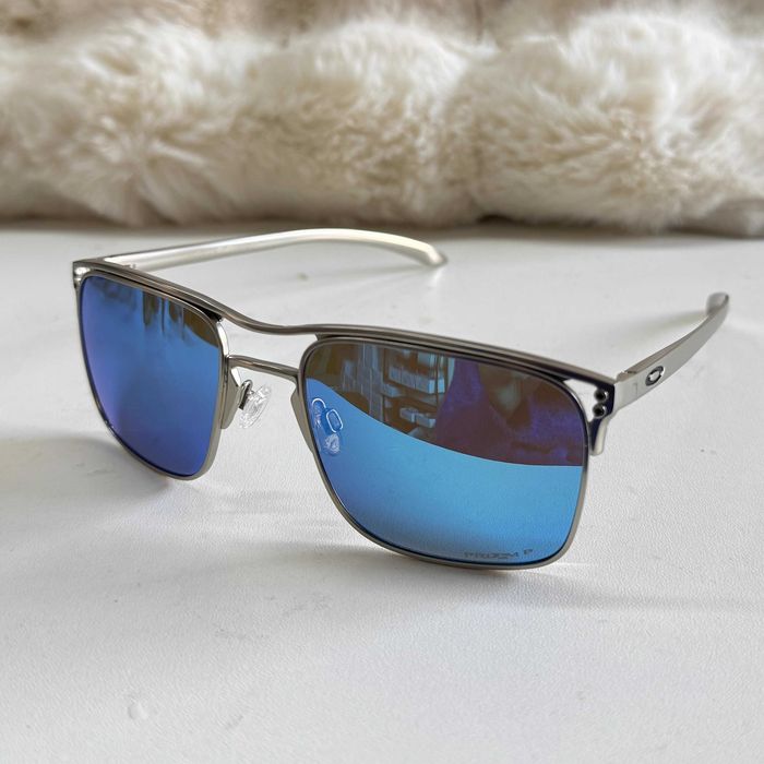 Oakley Holbrook Ti - Классические солнцезащитные очки с поляризацией