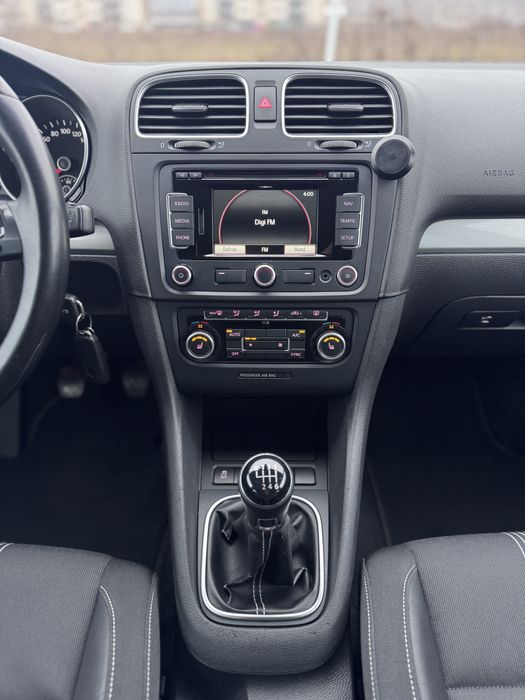 Vw golf 6 2.0TDI MATCH model 2013