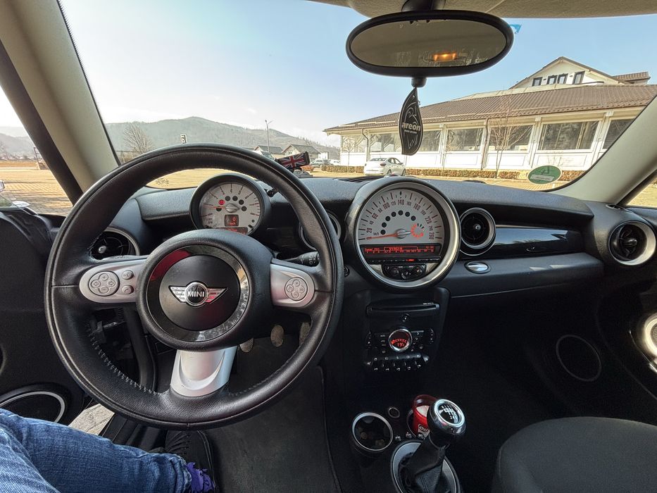 Mini•Cooper•2011•pachetul S•euro5•93.000 km