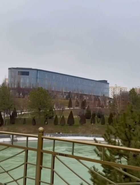 Продаётся шикарное современное 4-х этажное здание