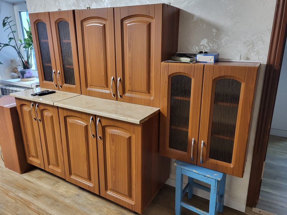 Продам кухонный гарнитур