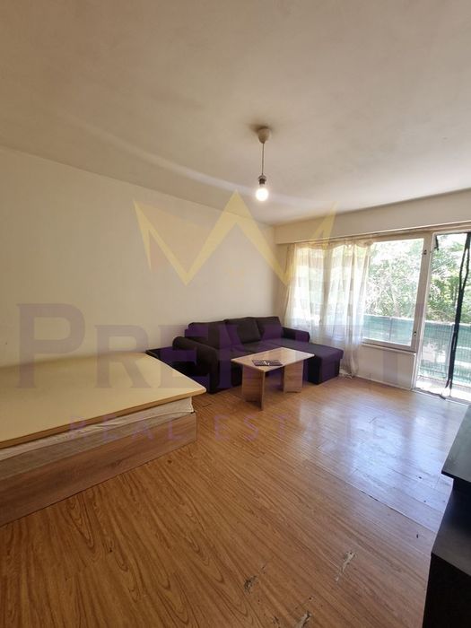 Дава се под наем Двустаен апартамент в Варна, Левски - 40 кв.м за 255 € - Снимка #2