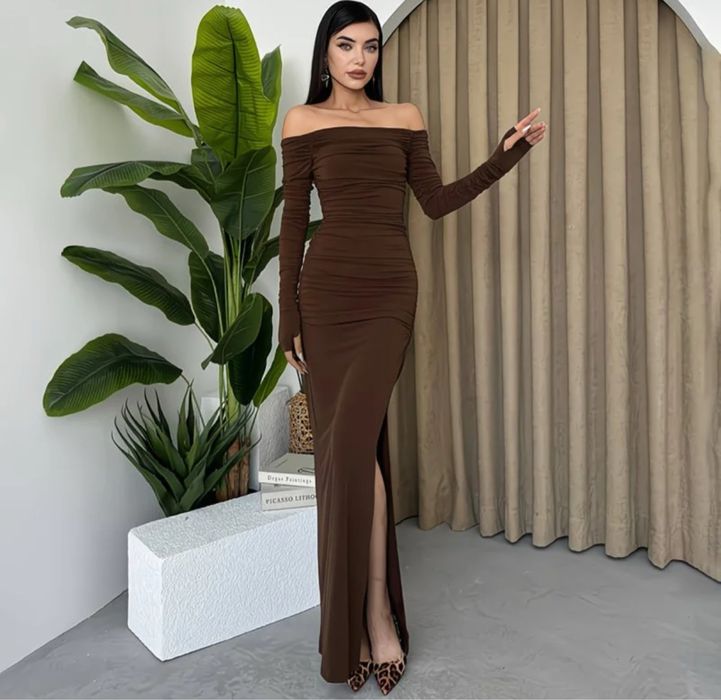 Платья в отличном состояние