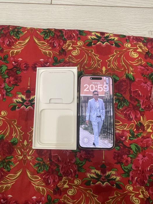 Продам айфон 14 про макс