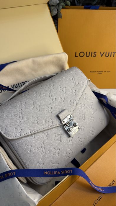 Сумка Louis Vuitton Pochette Metis
