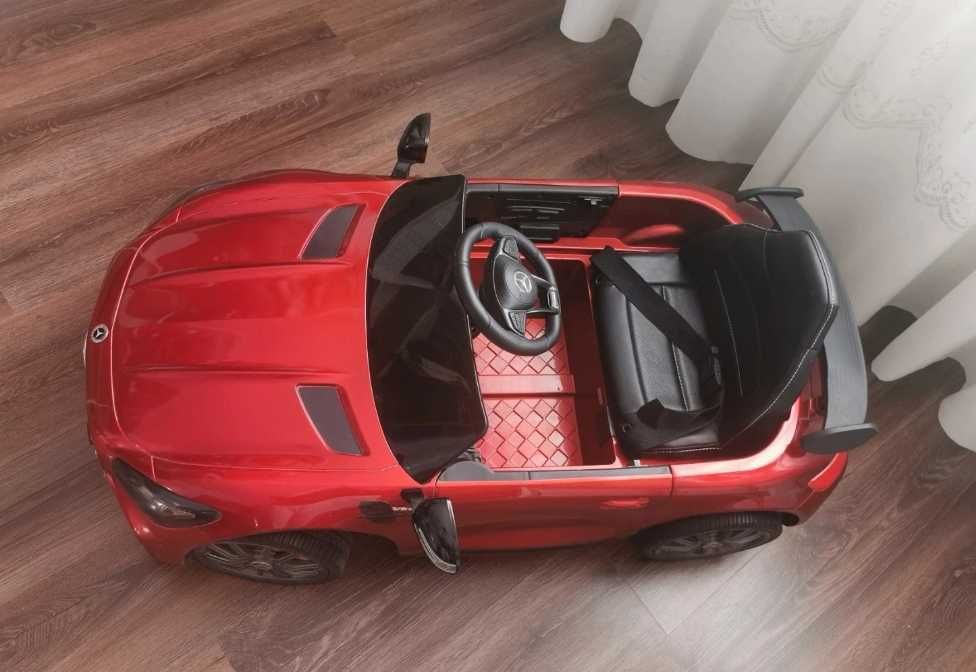 Masina electrica pentru copii cu acumulator și telecomanda