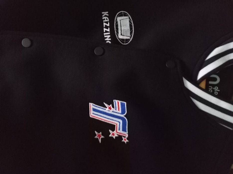 Бомбер с символикой Торпедо