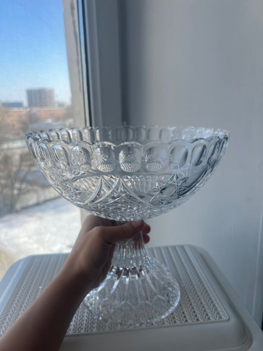 Ваза хрустальная