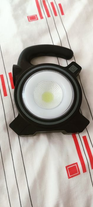 Lanterna campig, incarcare solara