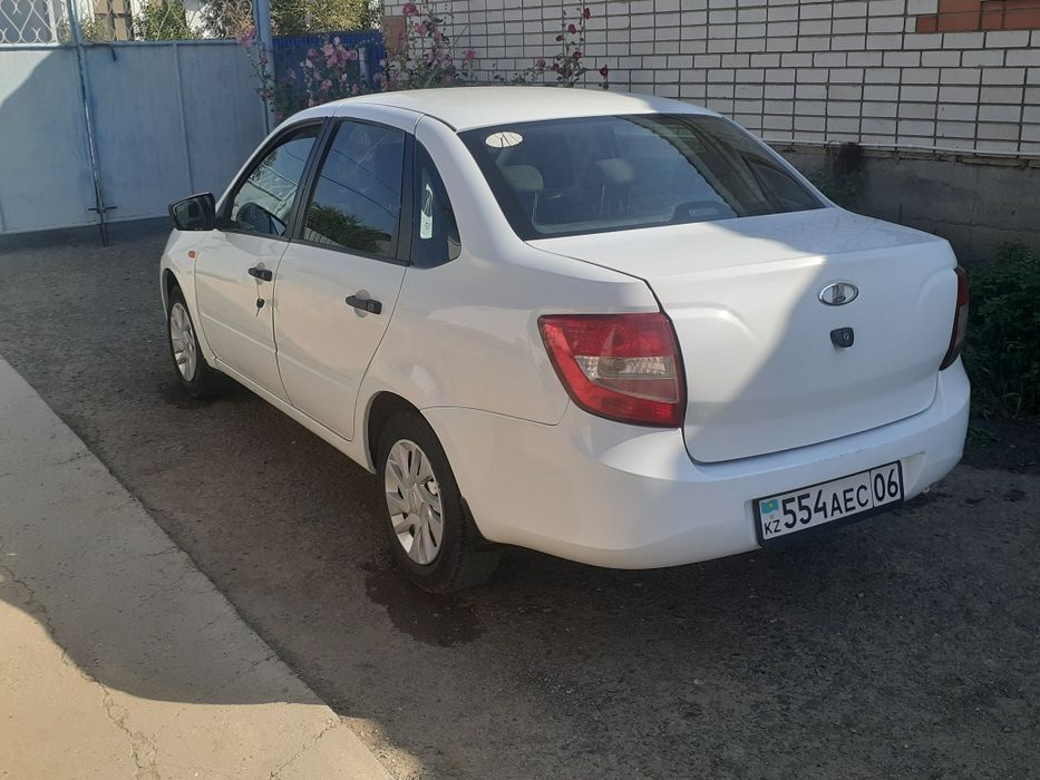 Лада Гранта ВАЗ 2190