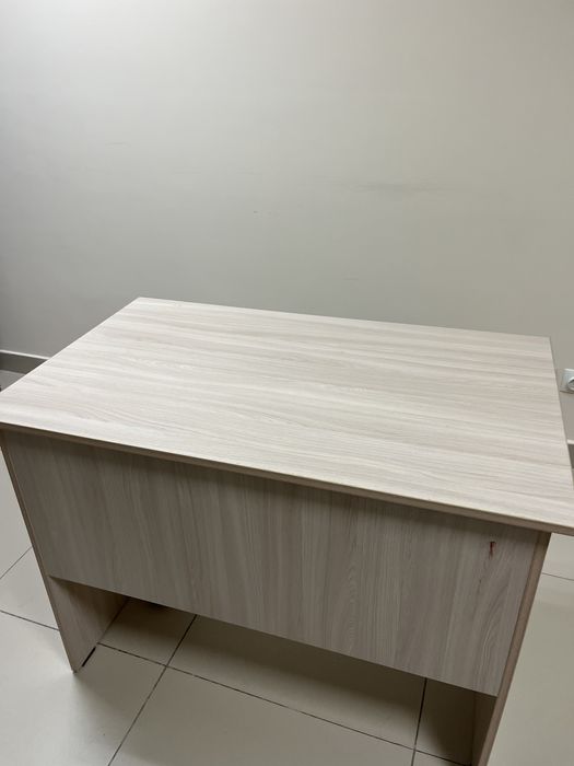 Продам Офисный столь