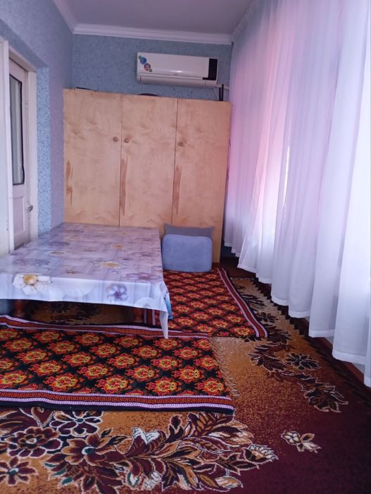 Срочна 1хонали квартира сотилади