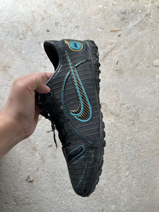 Сараконожка для футбол