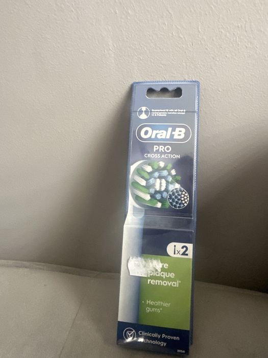 Oral-b ,сменяеми глави за четка,Pro Cross Action,2бр. в опаковка