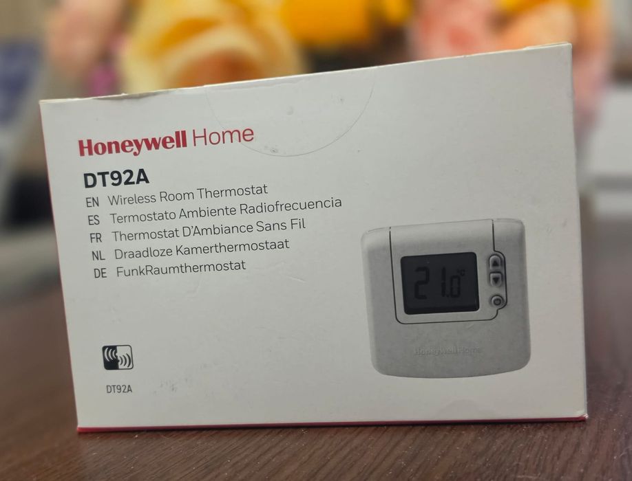Termostat wireless Honeywell Home DT92A   NOU
