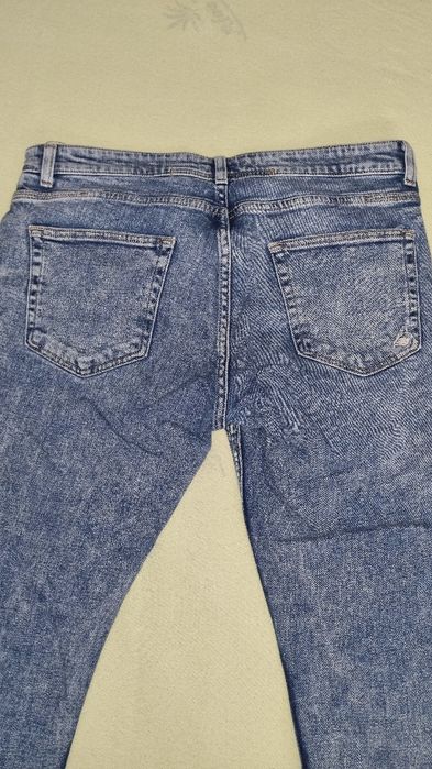 Blugi Zara Marime 44