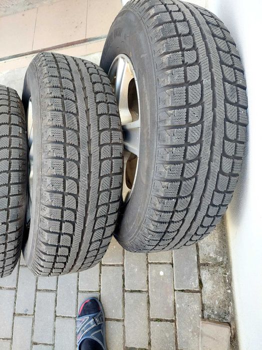 Vand cauciucuri noi + jante eliaj Kia,Hyundai e.t.c.