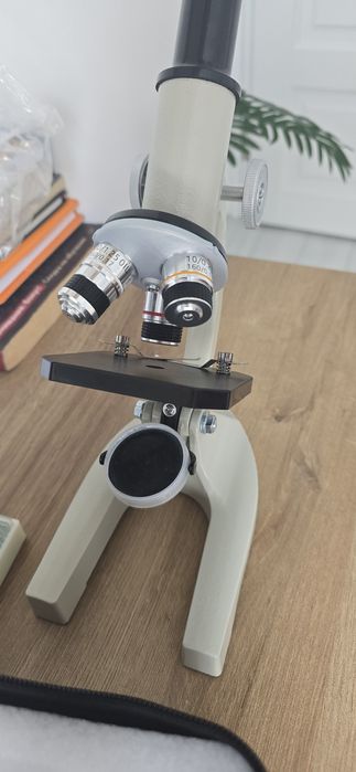 Продам микроскоп лаболаторный