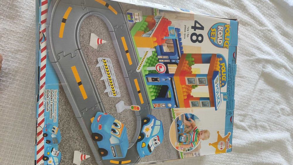 Голям конструктор полицейско управление за 18+ месеца