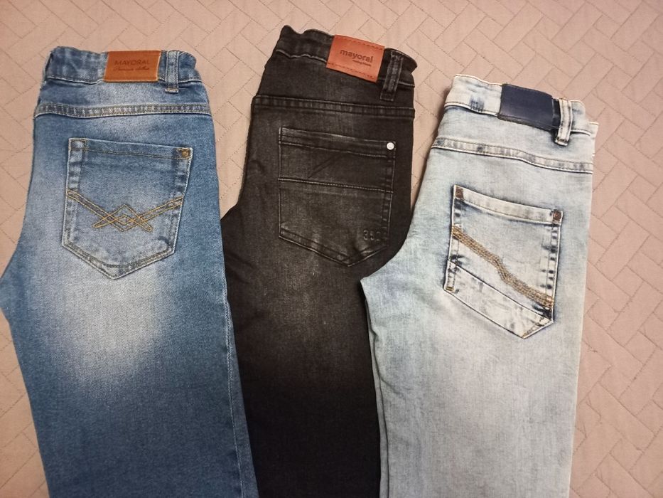 Дрехи есен/зима за 9 год