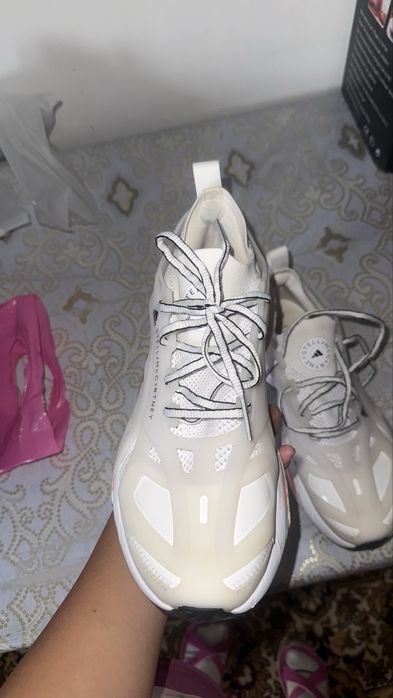 Продаются оригинальные Adidas Stella McCartney