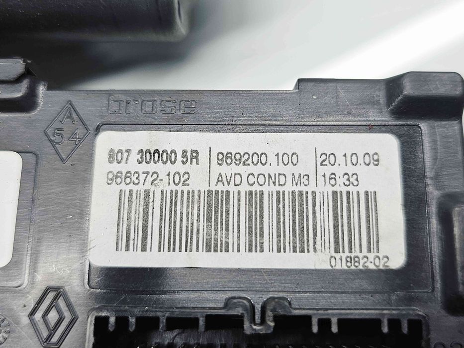 Motoras geam dreapta fata Renault Megane 3 (B95) [Fabr 2008-2016] 8073