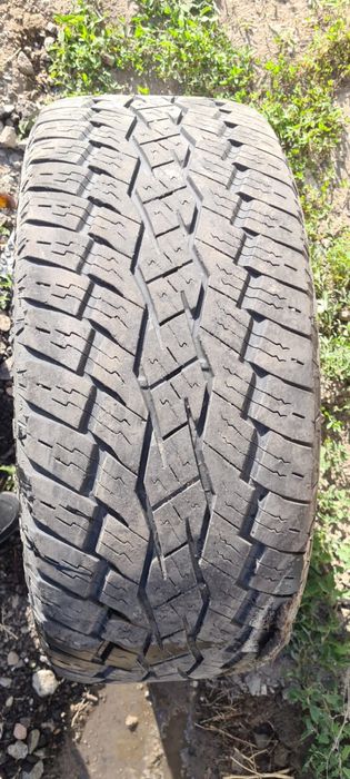 Продам комплект колес шины и титанки