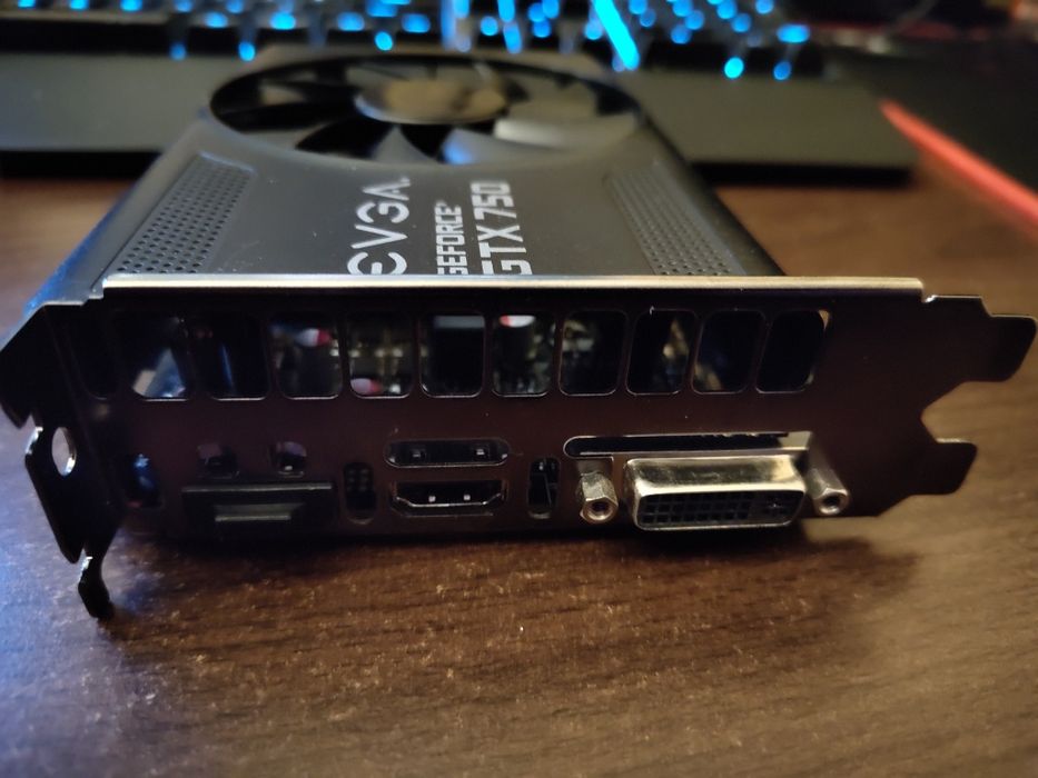 Nvidia Geforce GTX 750 1 gigaDDR5