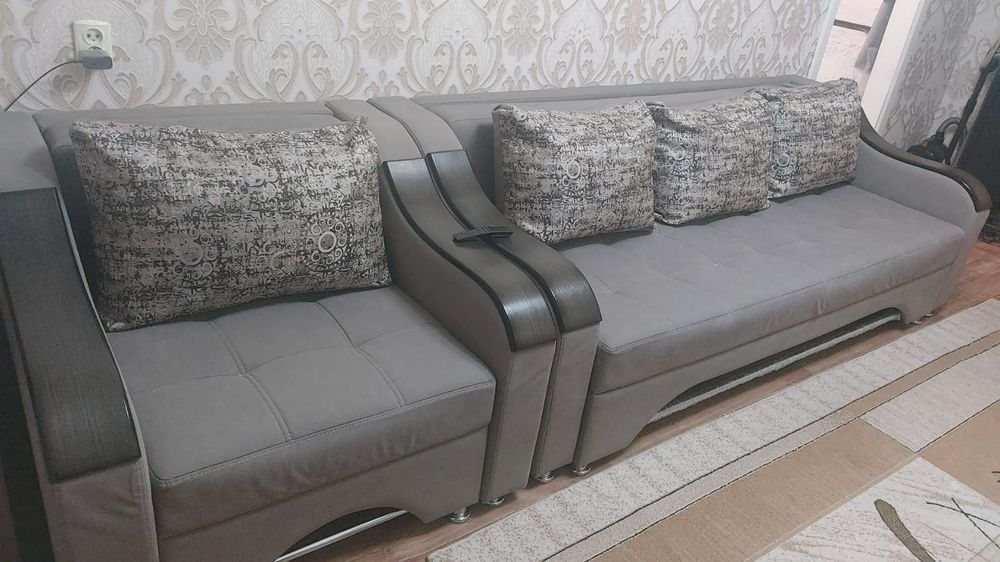 Продам Диван двойка .Состояние отличное.