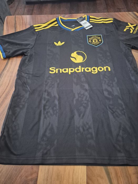 Новите тениски на Манчестър Юнайтед